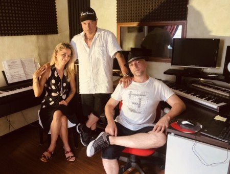 Nello studio di registrazione del mio amico musicista Cristian Paduano (Lagonegro)...